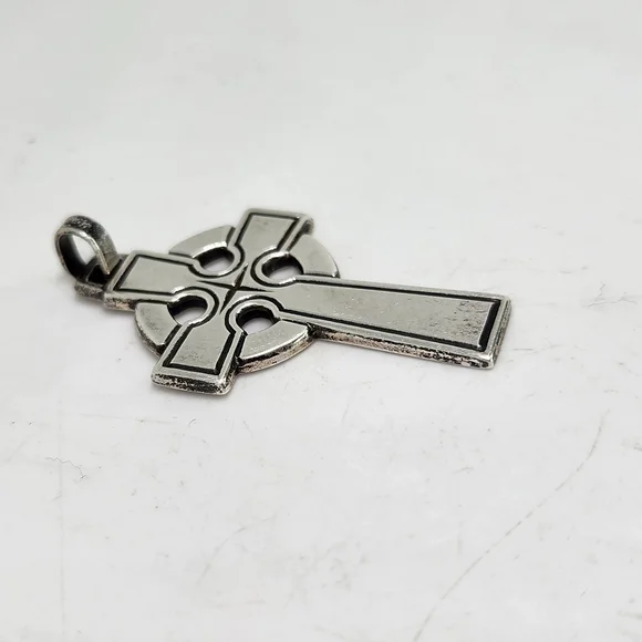Retired James Avery Large Sterling Celtic Cross Pendant w North Star Center